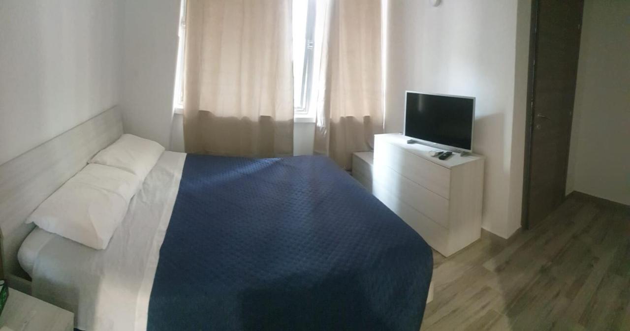 B&B Carmela Специя Экстерьер фото
